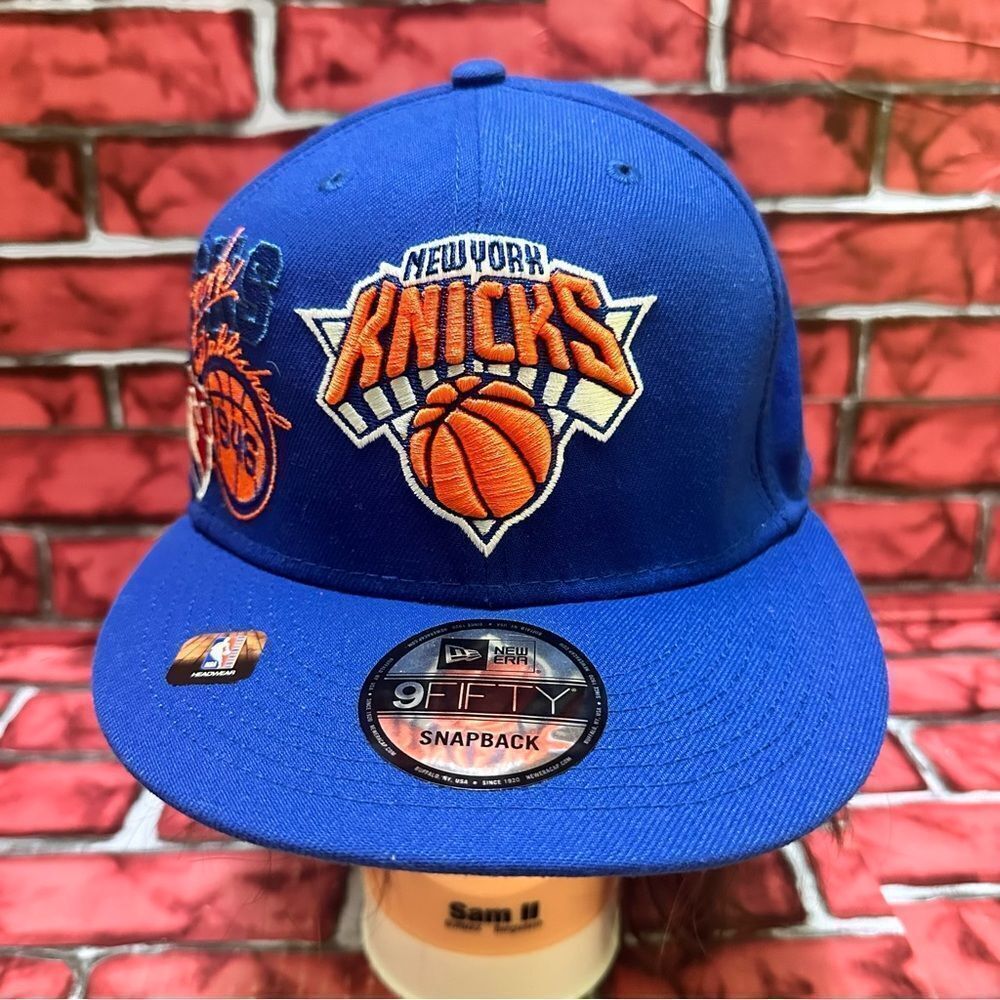 New York Knicks fitted hat blue SnapBack